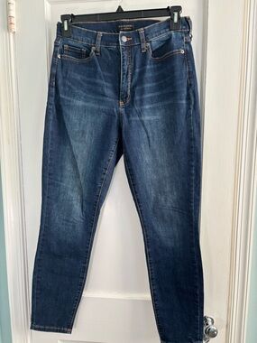 Banana Republic Women's Dark Blue Slim Straight Jeans